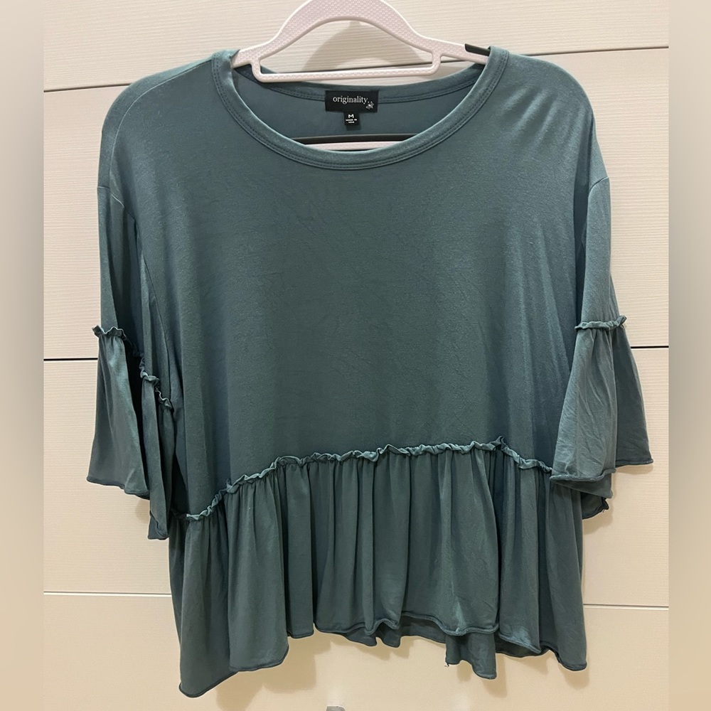 Blue/Green Ruffled Top - Picture 4 of 4
